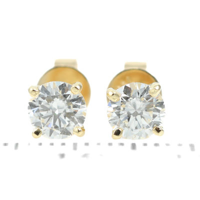 0.82ct Diamond Studs GIA D SI1 - 2