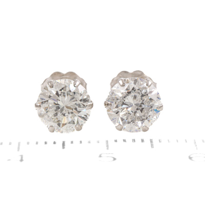 2.07ct Round Diamond Stud Earrings - 2