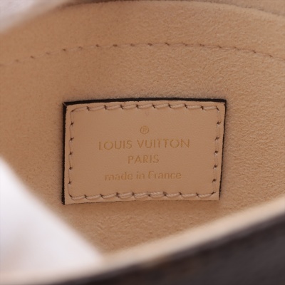 Louis Vuitton Locky BB - 16