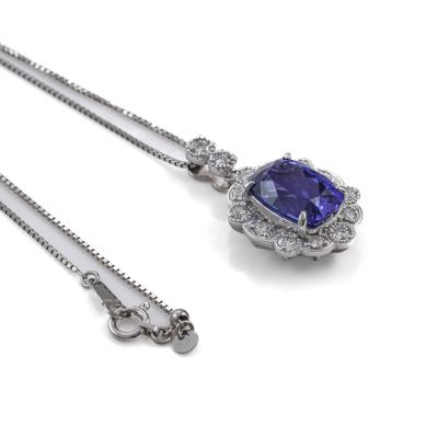 4.86ct Tanzanite and Diamond Pendant - 7