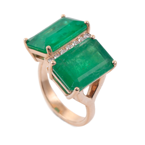 13.08ct Emerald and Diamond Ring