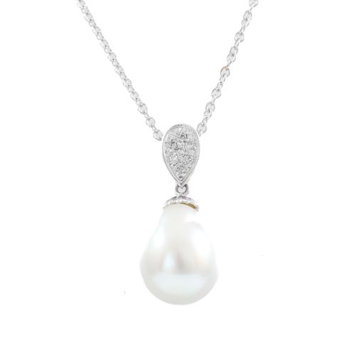 11.8mm South Sea Pearl & Diamond Pendant