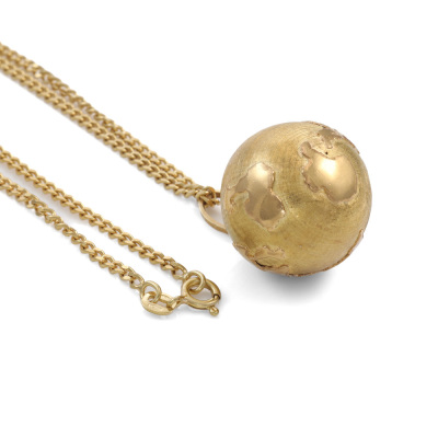 Globe 18ct Gold Pendant with 90cm Chain 28.1g - 5