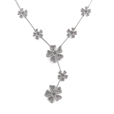 1.00ct Diamond Flower Design Necklace - 3