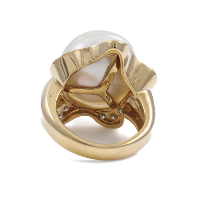 15.7mm South Sea Pearl and Diamond Ring - 4