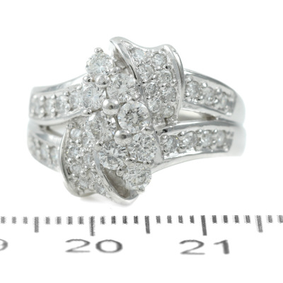 1.00ct Diamond Dress Ring - 2