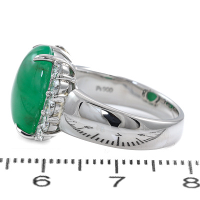 6.20ct Jade and Diamond Ring - 3