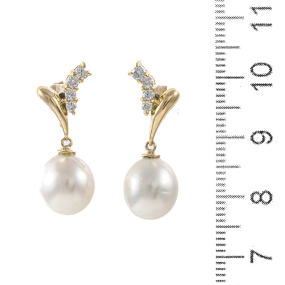 9.4-9.5mm Cultured Pearl & Diamond Earrings - 3