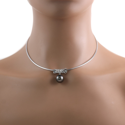 11.9mm Tahitian Pearl & Diamond Pendant