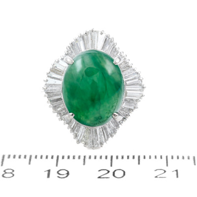 6.71ct Jade and Diamond Ring - 7