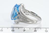 10.59ct Topaz and Diamond Ring - 3