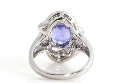 3.77ct Tanzanite and Diamond Ring - 3